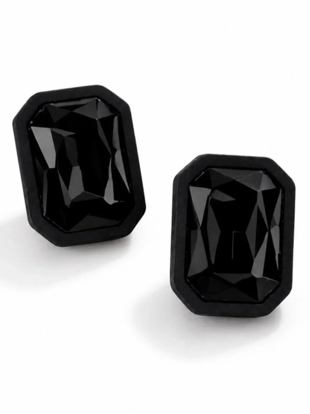 New! Black Gemstone Post Earrings (1026) NWOT